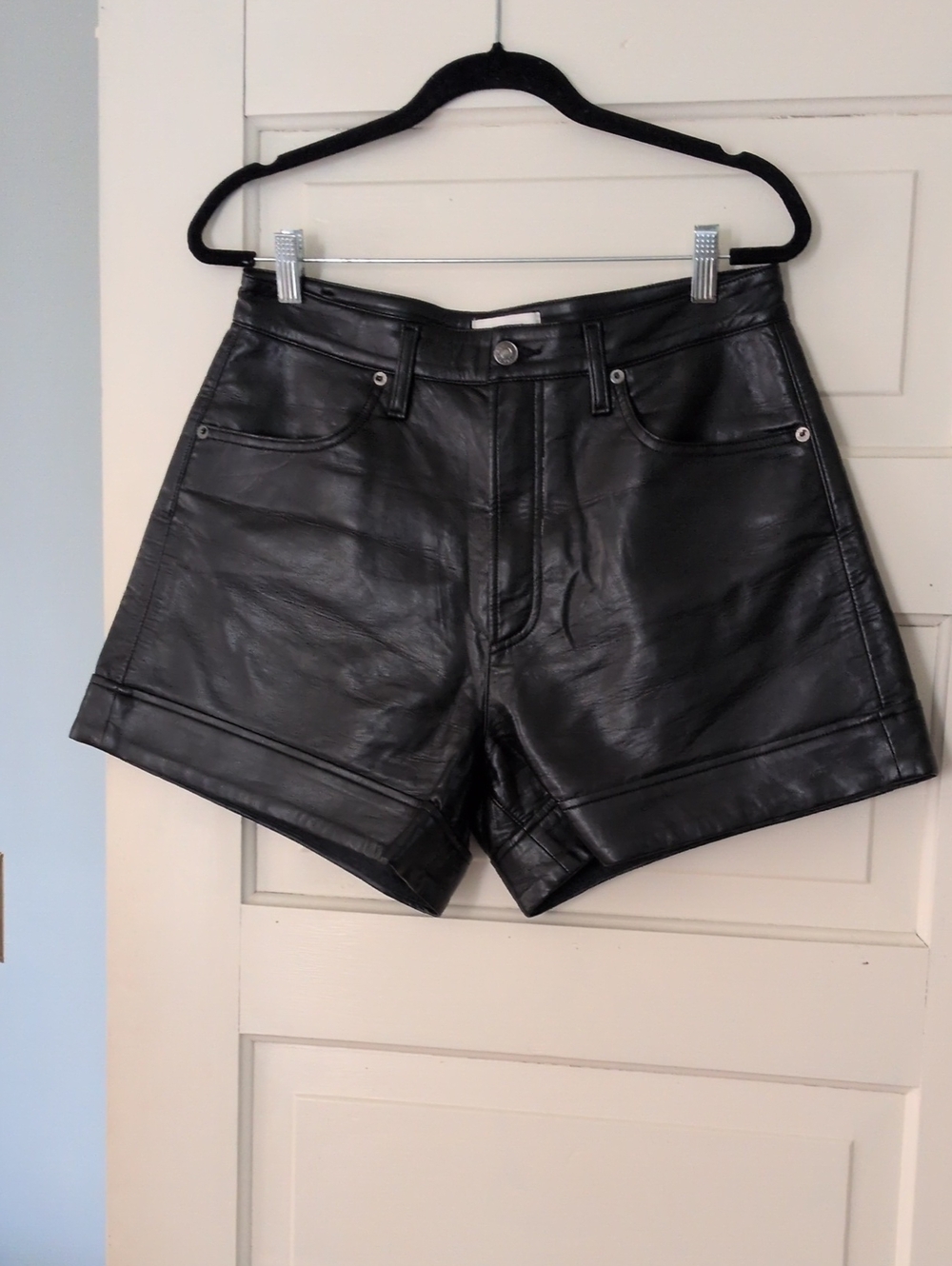 Agolde Black Recycled Leather Shorts - Picture 5 of 8